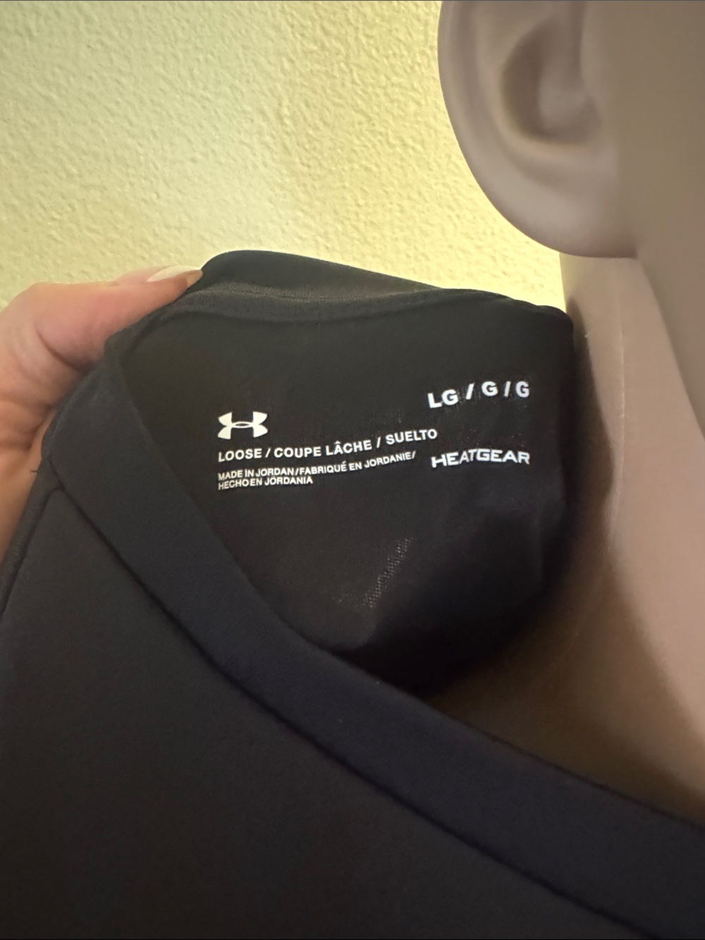 Under Armour Black V-Neck Short Sleeve Performance Tee - Picture 4 of 4